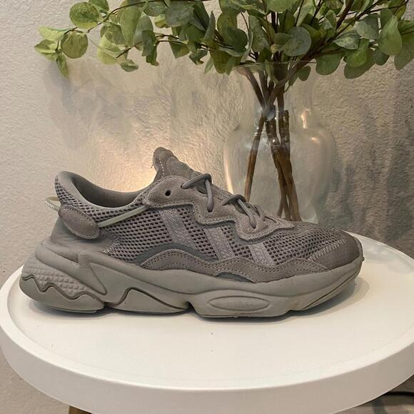 Adidas Ozweego Pearl Grey Knit 7.5 Men Very Good Sneaker - Picture 1 of 9